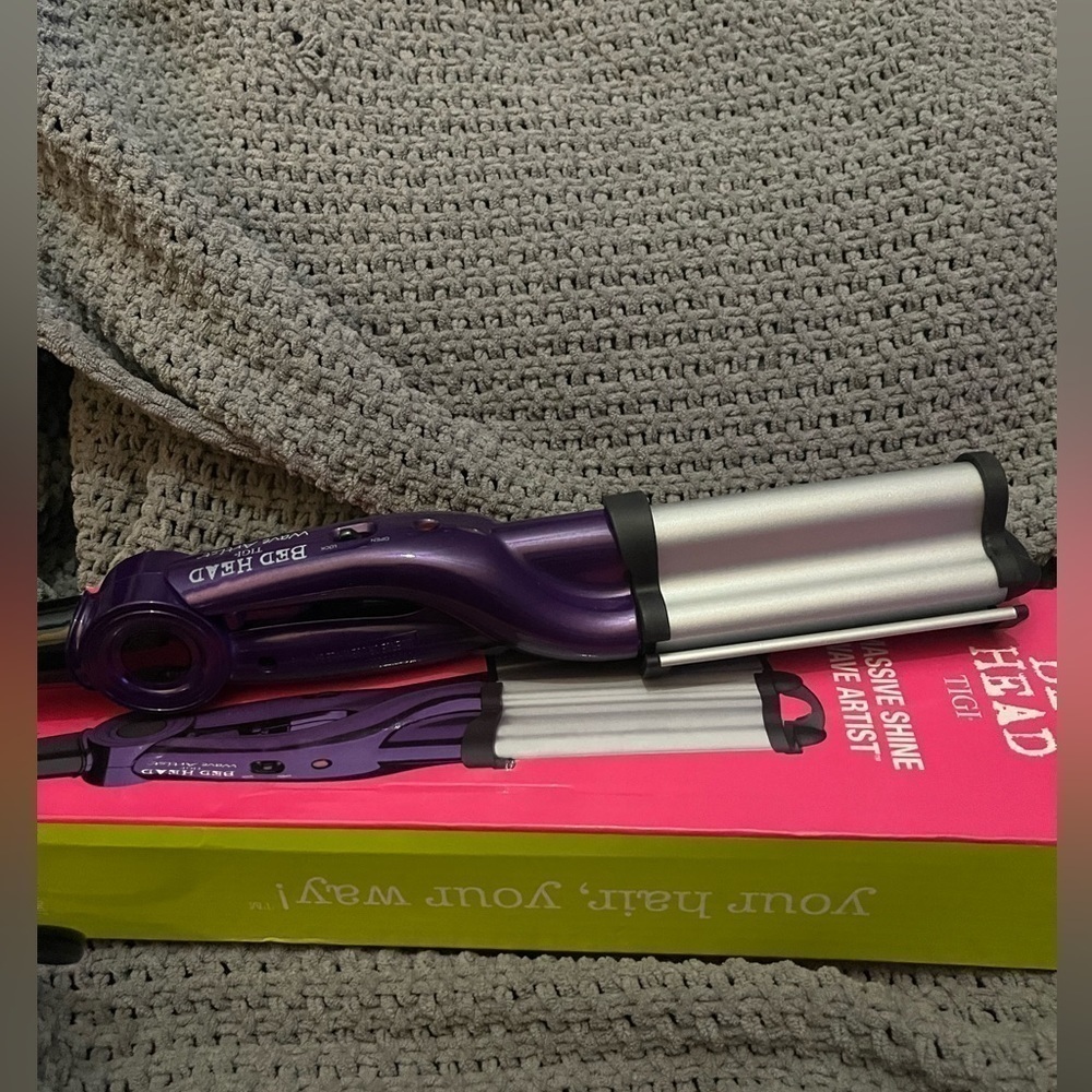 BedHead Tourmaline Wave Artist Deep Waver
